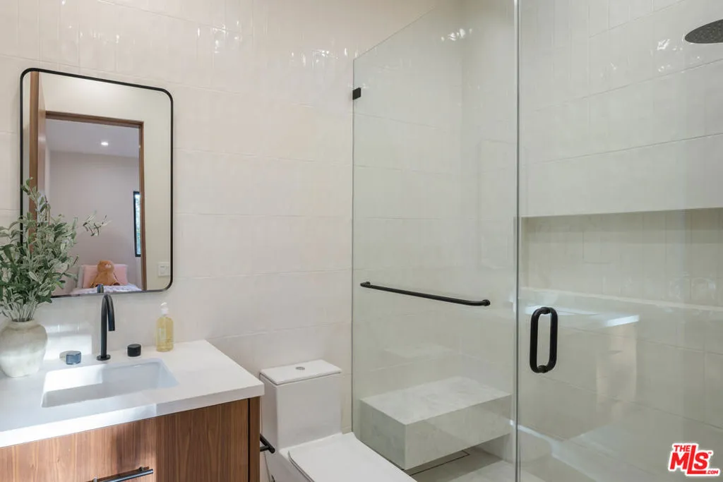 4140 Sunnyslope Avenue, Sherman Oaks, California 91423 home-pic-23